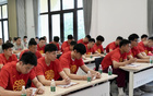 锚定目标严抓备战 中国男篮全力冲�...