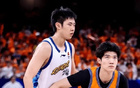 山西今夏先签赵嘉仁，后签王俊杰补强一号位，操作过程引钦佩！