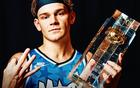 5年换5队！仅赚54万美金！扣篮大赛三冠王正式离开NBA