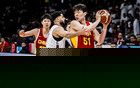 中国男篮迎4大利好！冲上小组第3，杨瀚森完美融入，27岁神枪崛起